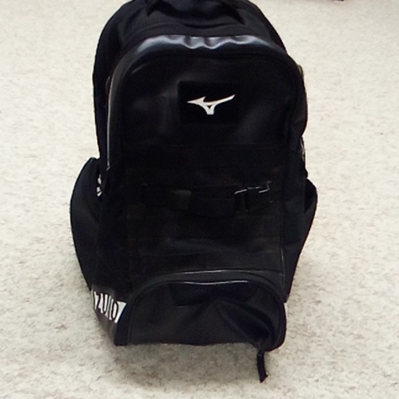 Baseball backpack - Picture 2 of 4